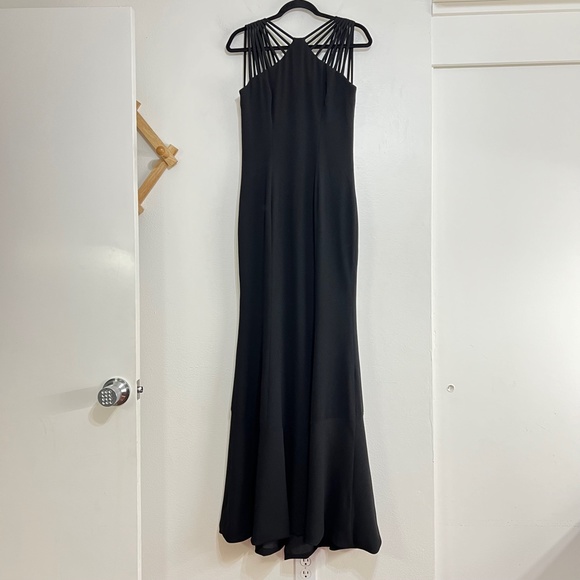 Dress the Population Harlow Crepe Gown